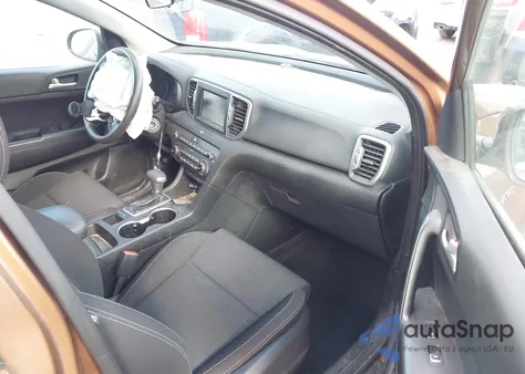 2019 Kia Sportage Lx z USA, uszkodzony, nr VIN KNDPMCAC0K7574475